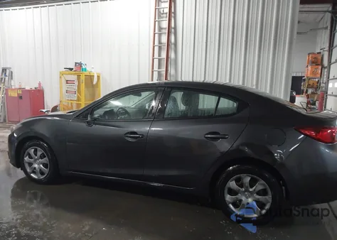 2014 Mazda Mazda3 I Sv z USA, uszkodzony, nr VIN JM1BM1T70E1150381
